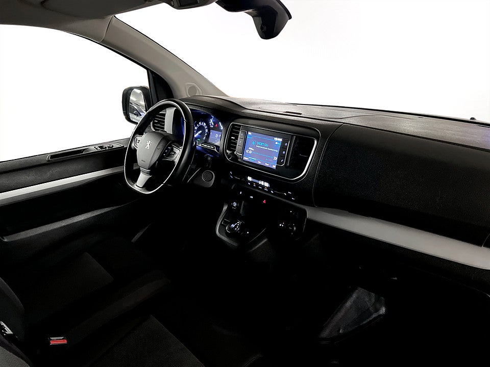Bild på Peugeot Expert PRO+ 2.0 BHDi 145hk Aut L3 B-KAMERA DRAG