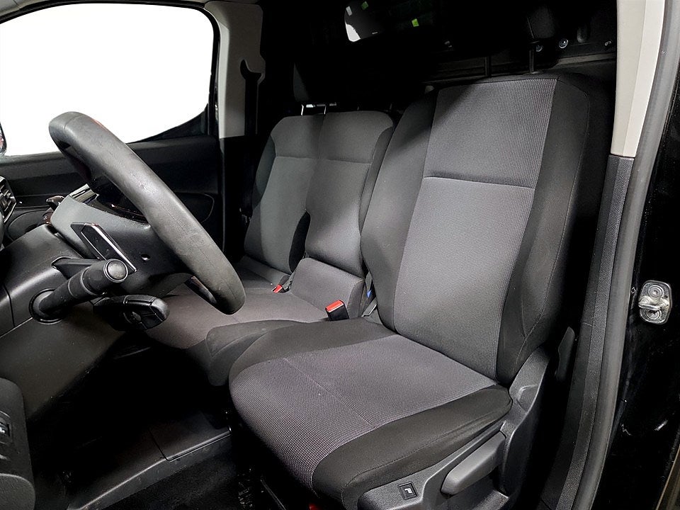 Bild på Peugeot Partner PRO+ 1.5 BHDi 130hk Aut L2 - B-KAMERA, DRAG