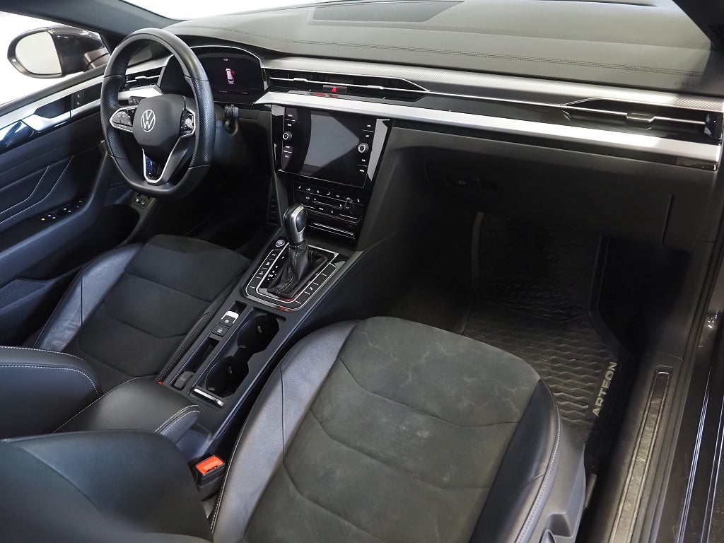 Volkswagen Arteon eHybrid Shooting Brake 218hk TSI R-Line Dragpkt Cockpit 2022