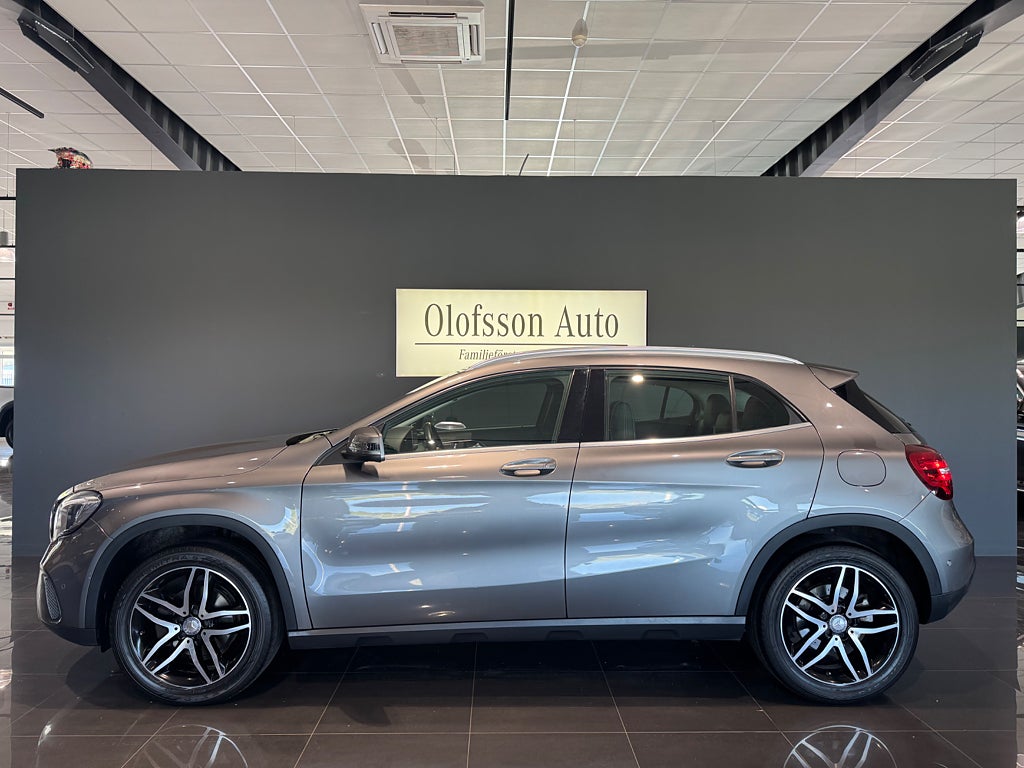Mercedes-Benz GLA 200 d 4MATIC 7G-DCT Urban Line Drag Värmare - bild 9