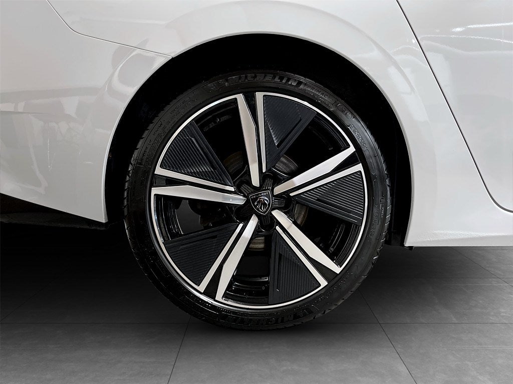 Bild på Peugeot 308 SW GT 1.2 PT 130hk Aut - ELSTOL,360-KAMERA