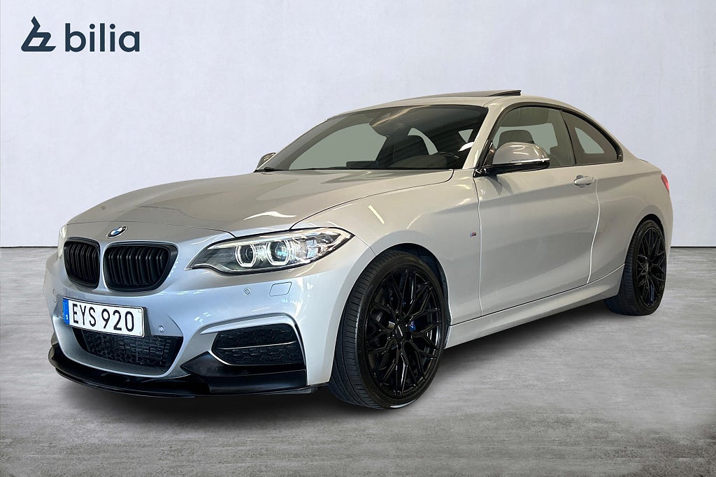 BMW M235I xDrive Coupé M Sport | H/K | Taklucka |Minne | B-Kamera