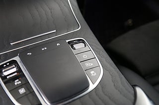 SUV Mercedes-Benz GLC 30 av 37