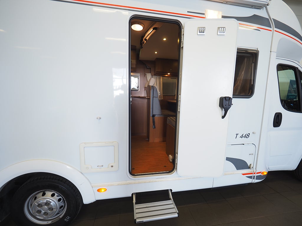 Carado T 448 Långbädd Markis AC 3850kg