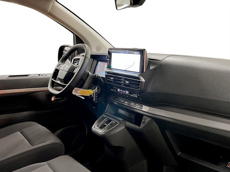 Bild på Peugeot Traveller Active+ BlueHDi 180hk Aut L3 - DEMO