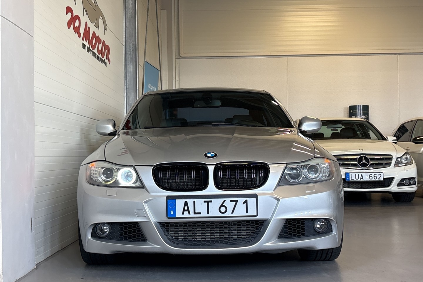 BMW 335 2010, bild 3/54