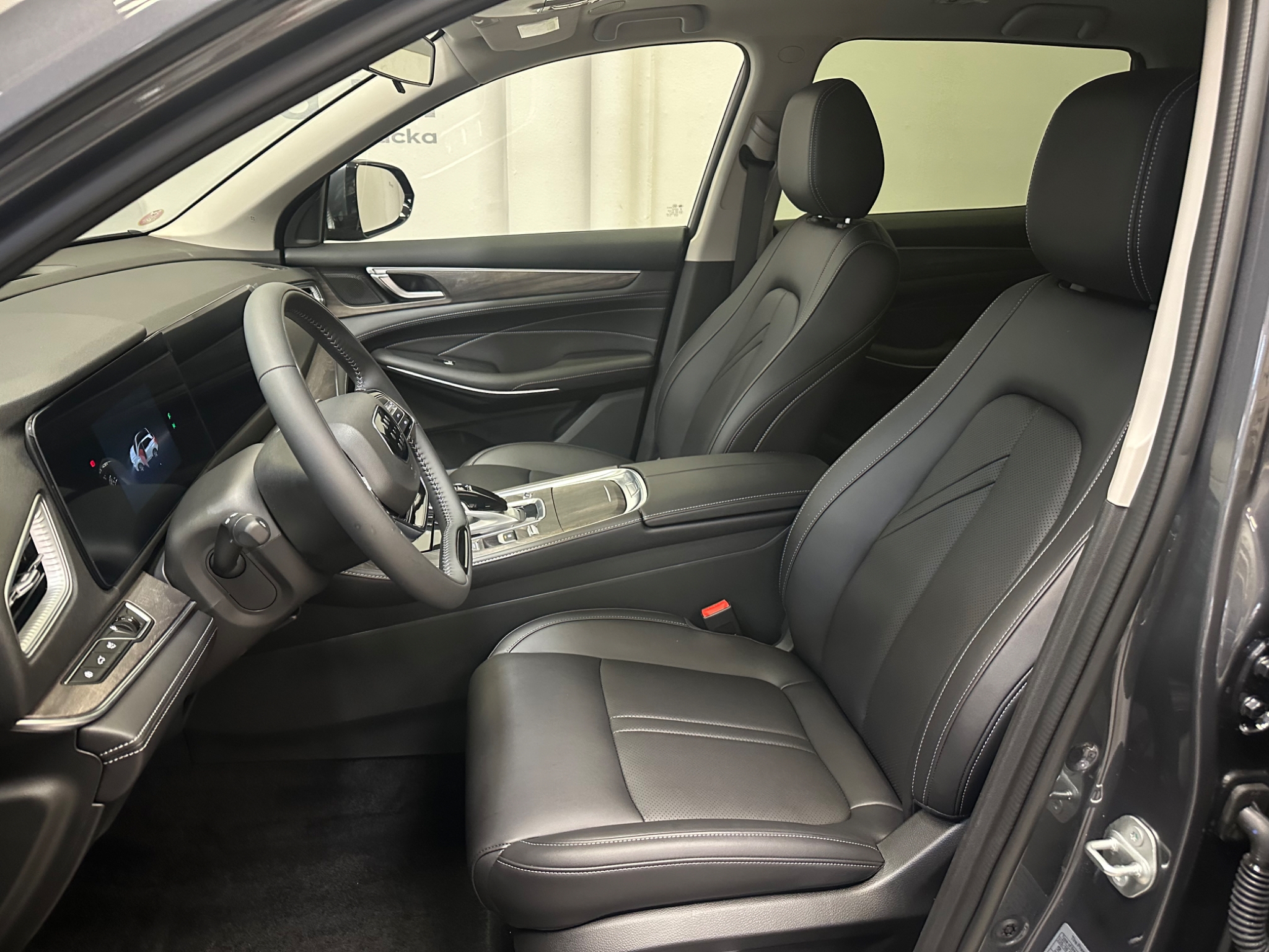 DFSK E5 Plug-in Hybrid 283hk 2025, kuva 6/10