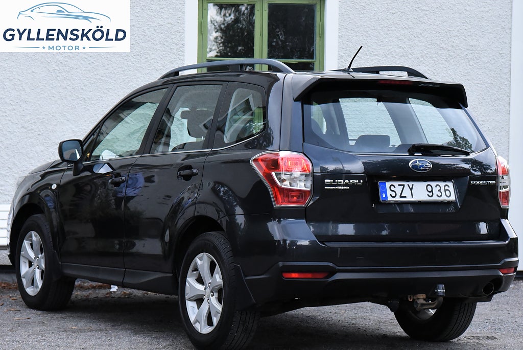 Subaru Forester 2.0 4WD 150hk | Dragkrok Motorvärmare Helljusramp AUX