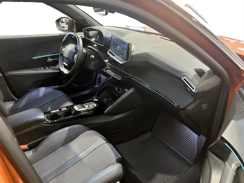 Bild på Peugeot e-2008 GT 50 kWh 136hk Aut B-KAMERA NAVI