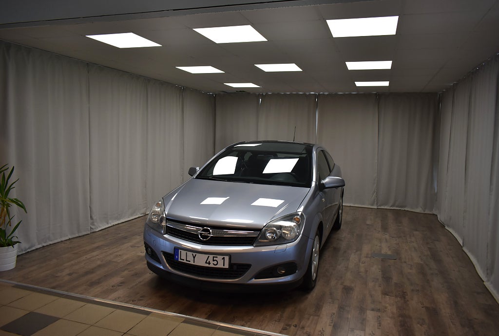 Opel Astra GTC 1.8 ECOTEC (140hk) Ny Servad *12373mil* 3,99%