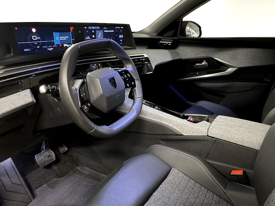 Bild på Peugeot 3008 Allure Hybrid 145hk Aut BACKKAMERA CARPLAY