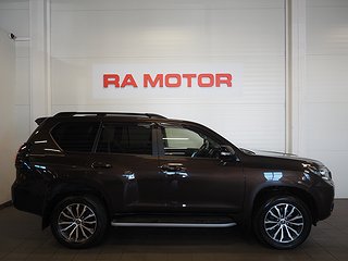 SUV Toyota Land Cruiser 4 av 24