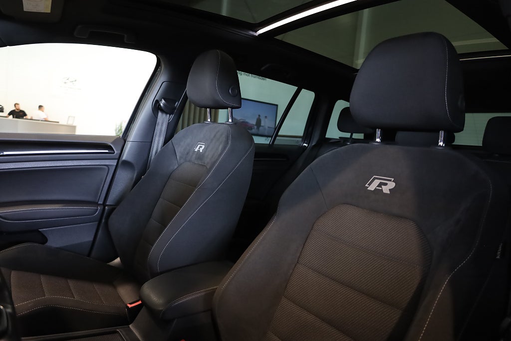 Volkswagen Golf R 2.0 TSI 4M Navi Kamera Dynaudio Panorama Cockpit 2018