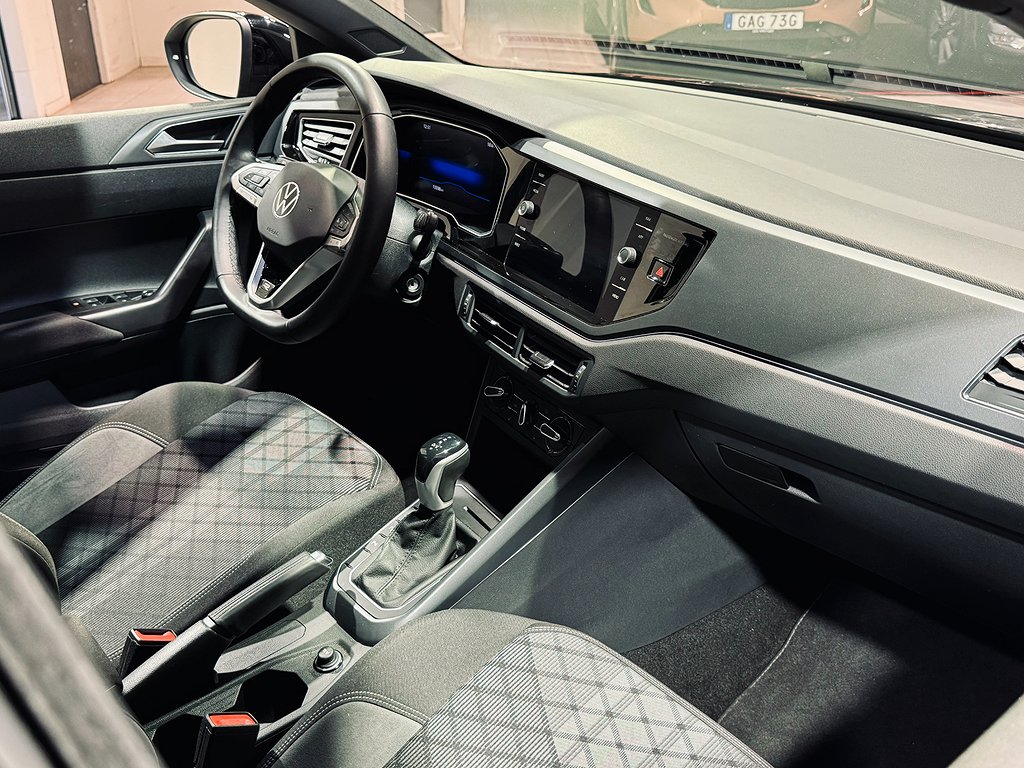Volkswagen Taigo TSI 1.0 110hk DSG  R-Line | Cockpit | 2023