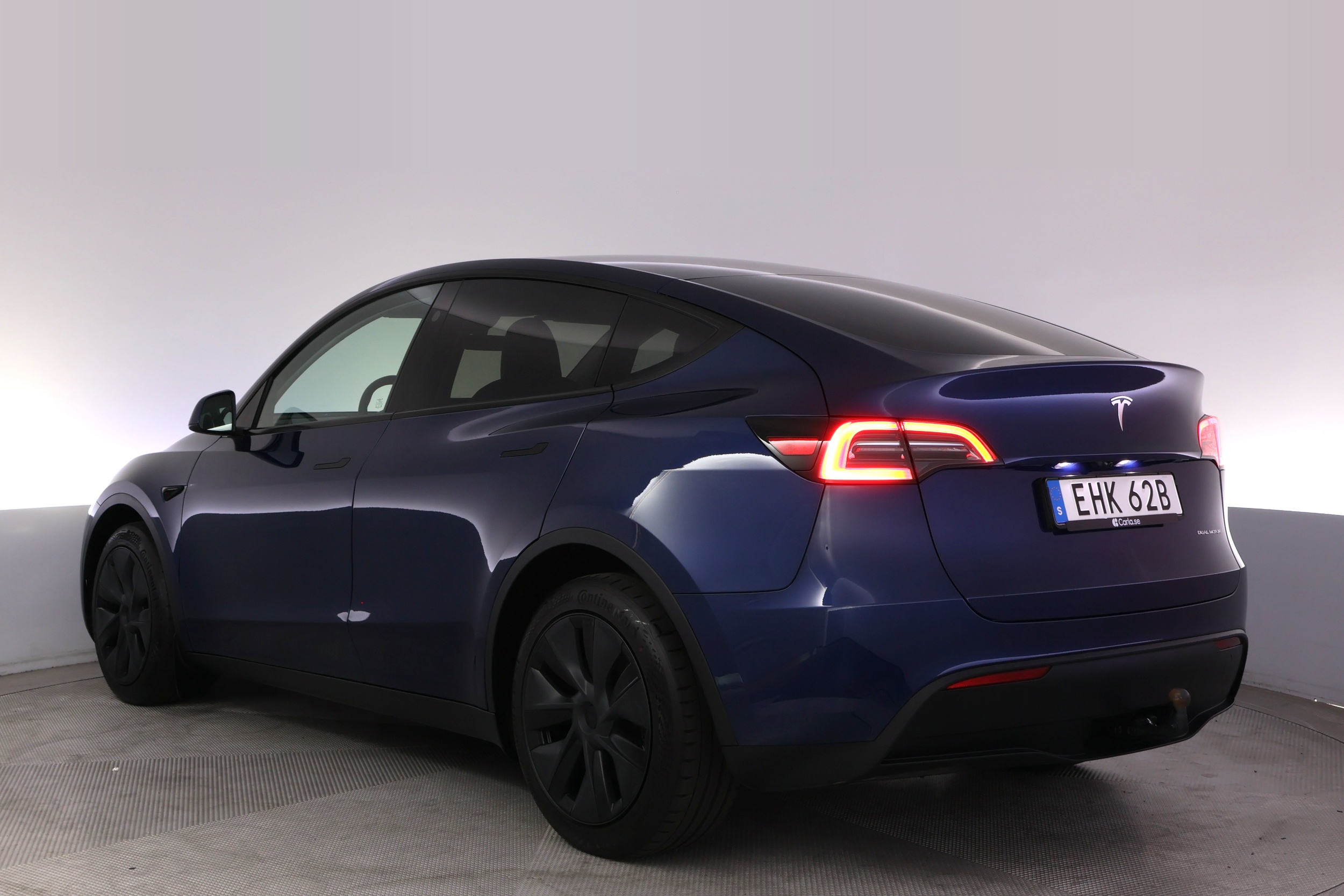 Tesla Model Y Long Range AWD Autopilot 2025, photo 4/58