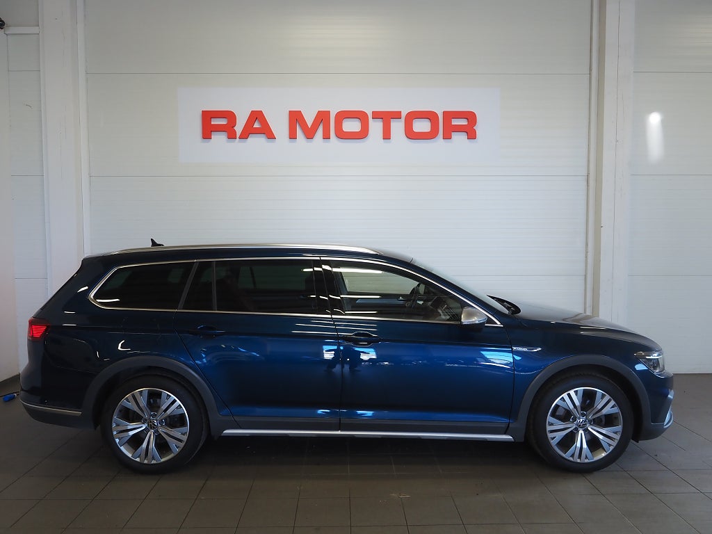 Volkswagen Passat Alltrack TDI 200hk 4Motion|Cockpit|Drag|D-värm|IQ Light|