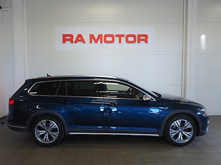 Kombi Volkswagen Passat Alltrack 4 av 25