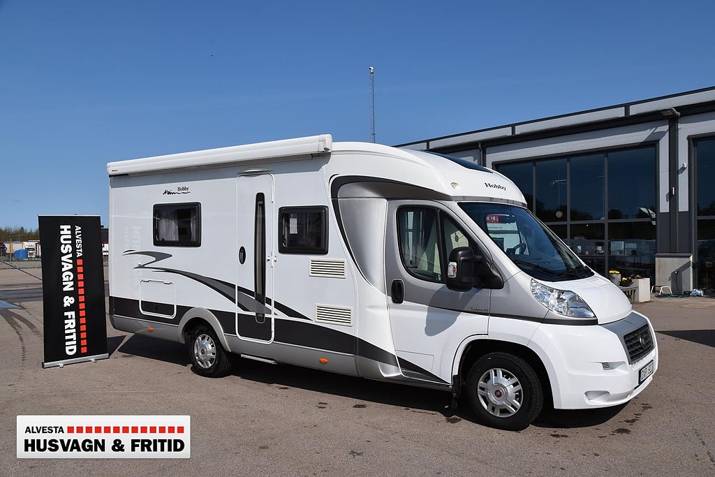 Hobby D 650 ES Toscana ! Låga långbäddar !
