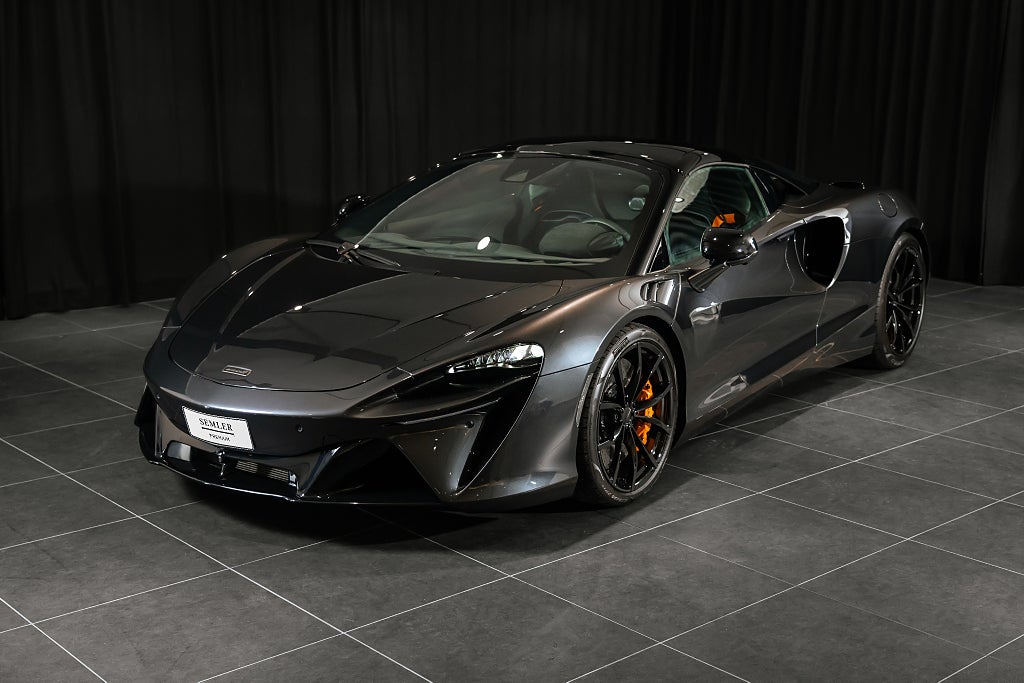 Gallery image 1 of 13