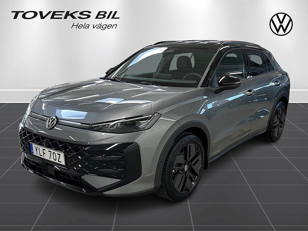 Volkswagen T-Roc R-LINE 1.5 ETSI 150 HK DSG7
