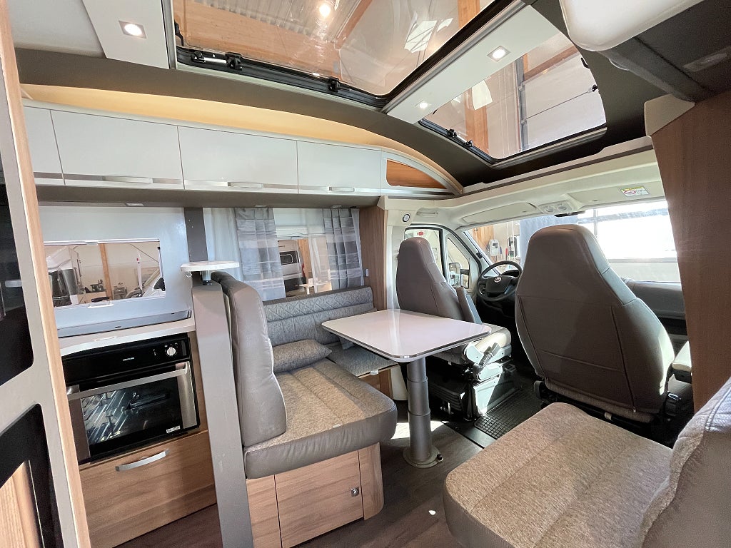 Adria Coral Plus 670 SC /Solcell/ALDE/Ugn/Automat 150hk/Dubbla bodelsb - Adria