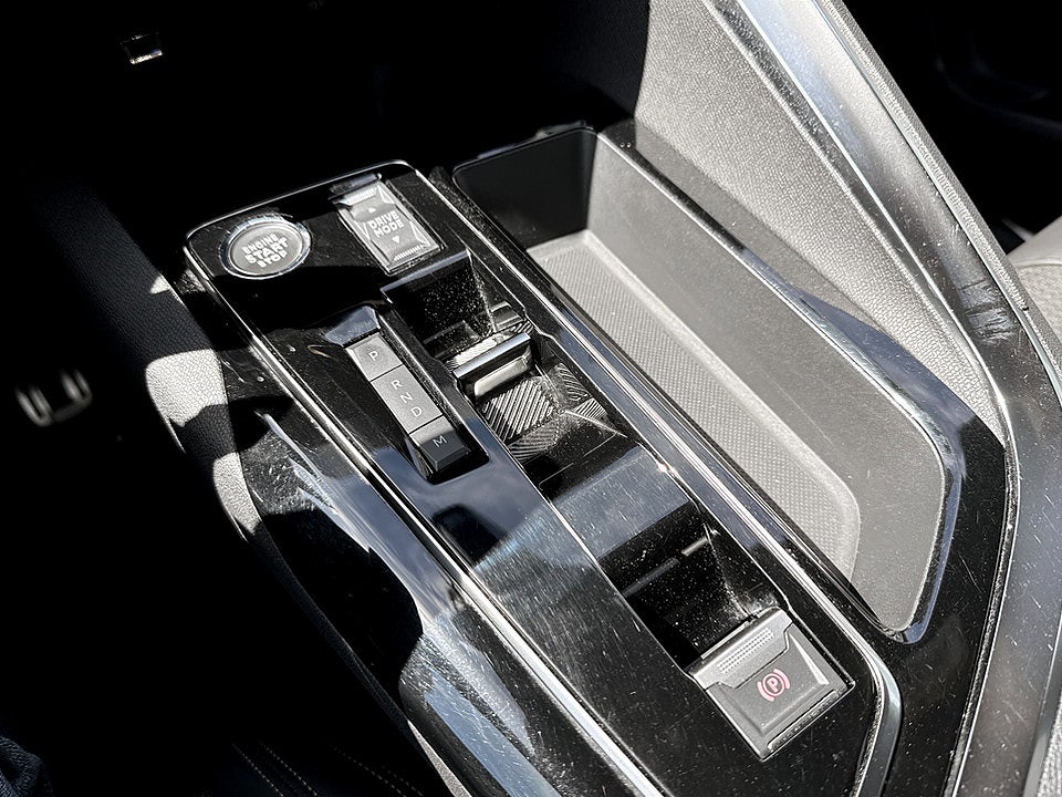 Bild på Peugeot 5008 GT 1.2 PT 130hk Aut 7-SITS B-KAMERA