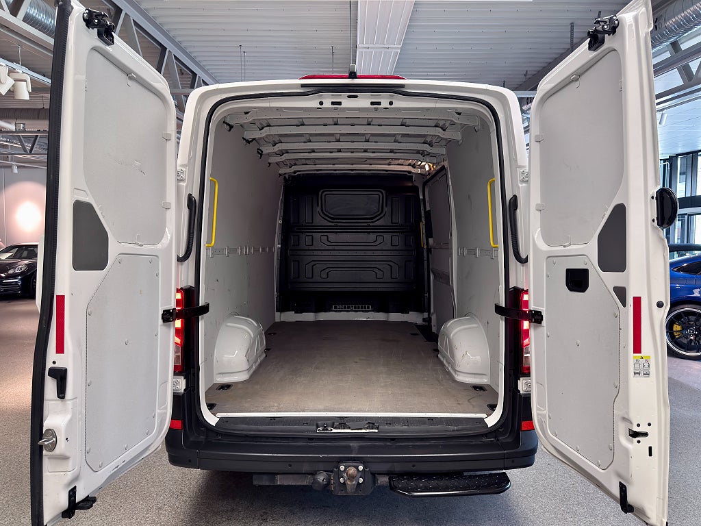 Volkswagen crafter 35 Skåp L3 2.0 TDI | Drag | Värmare