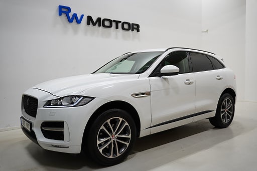 Jaguar F-PACE 20d AWD R-Sport B-kamera Navi BT RÄNTA 2,95%