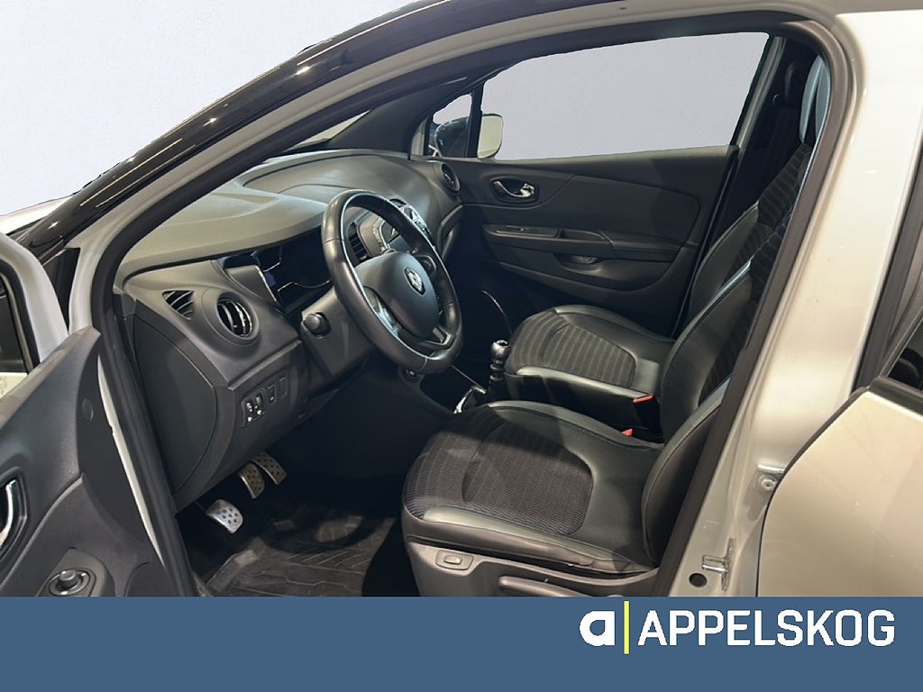 Renault Captur 1,2 TCe Manuell |RÄNTA 3,99%|V-HJUL INGÅR| thumbnail