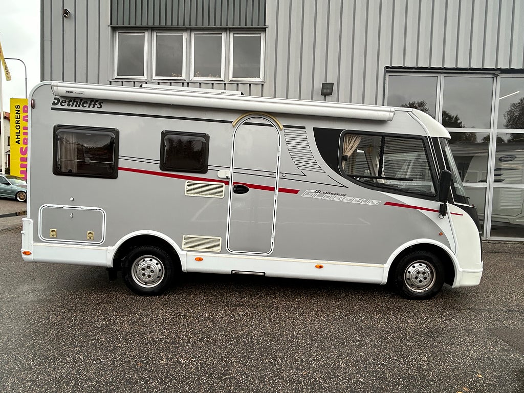 Dethleffs GLOBEBUS I 1 HYDRULISKA STÖDBEN, SOLCELL, AC
