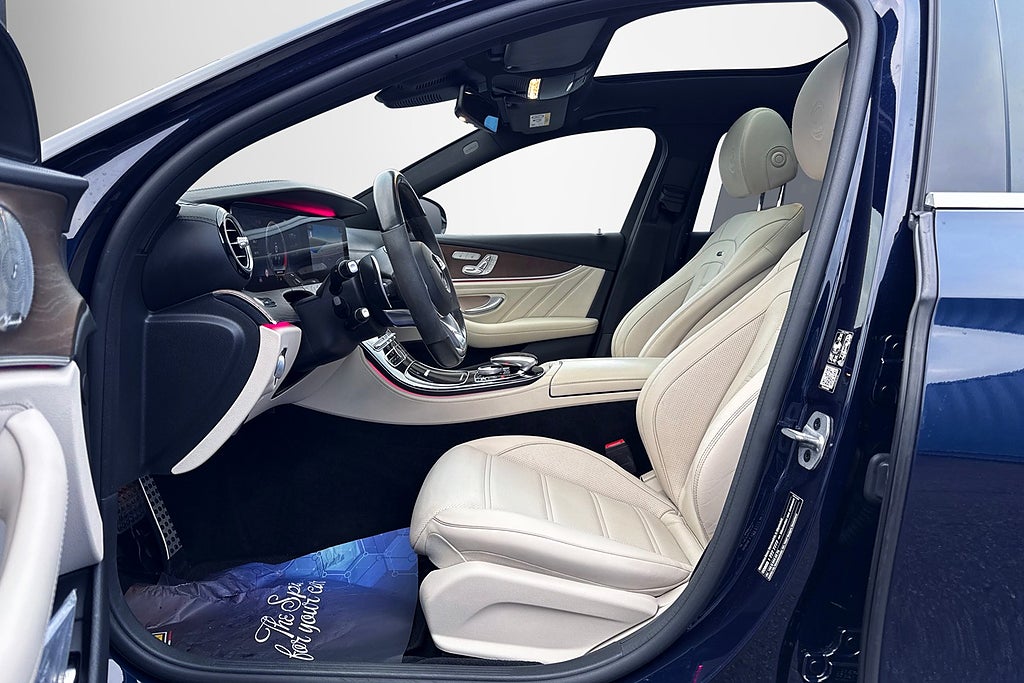 Mercedes-Benz E 63 S T 4MATIC+ AMG 612HK SVENSKSÅLD PANORAMA DRAGKROK 2018, bild 22