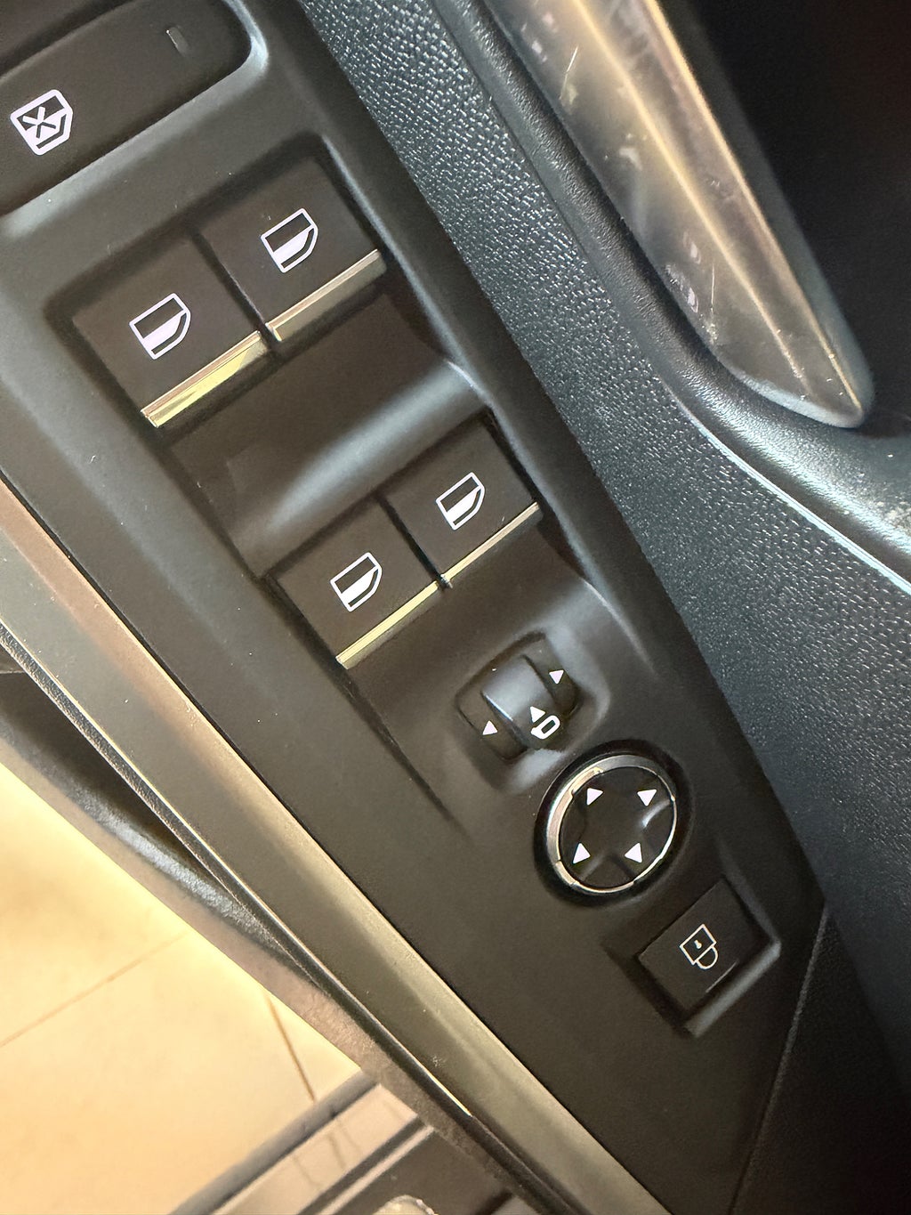 Peugeot 5008 GT Hybrid 145 1.2 PureTech 145 e-DSC Euro 7 Sits thumbnail