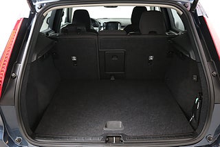 SUV Volvo XC40 19 av 20