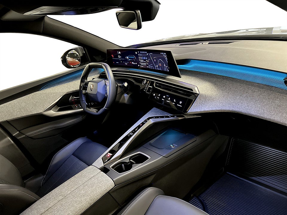 Bild på Peugeot 5008 GT Hybrid 145hk Aut KAMPANJ BRÄNSLE INGÅR