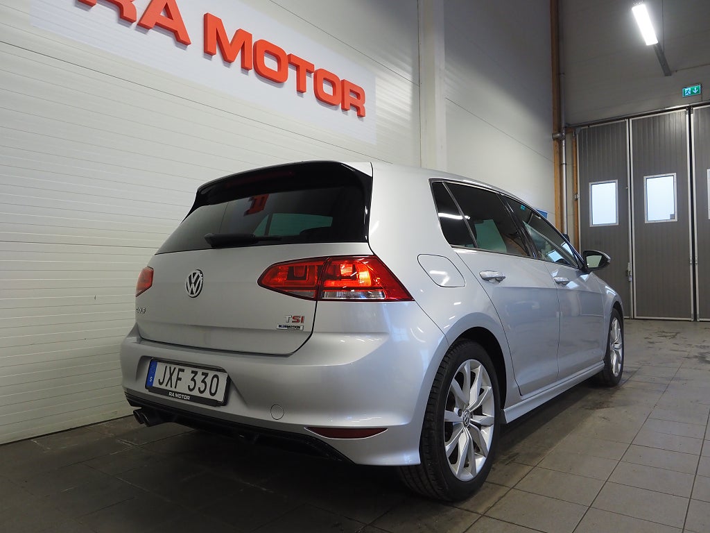 Volkswagen Golf 1.4 TSI 150hk GT R-Line Parkeringsvärmare ACC 2016