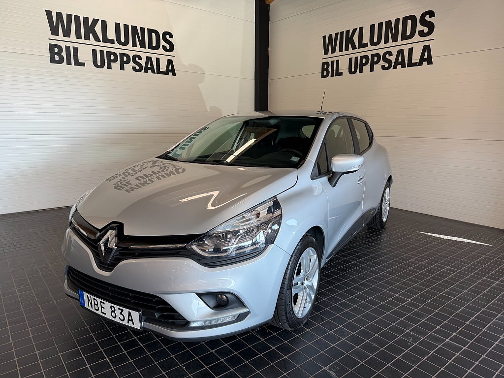 Renault Clio 0.9 TCe Zen GPS Sensorer bak