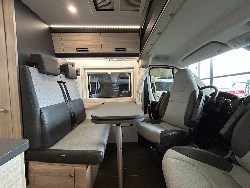 Sun Living V 65 SL / AC / Drag / Inverter / Solcell / LED ljusramp /  - Sun Living