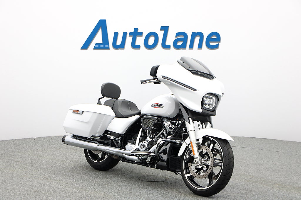 Harley-Davidson Street Glide *S&S Slip-on, ABS, TC, Radio, Farthållare 
