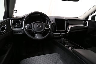 SUV Volvo XC60 13 av 25
