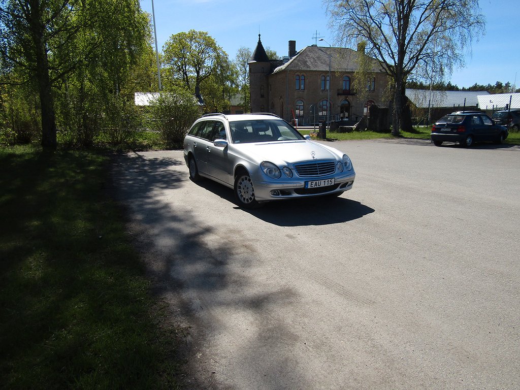 Mercedes-Benz E 200 T Kompressor Automat