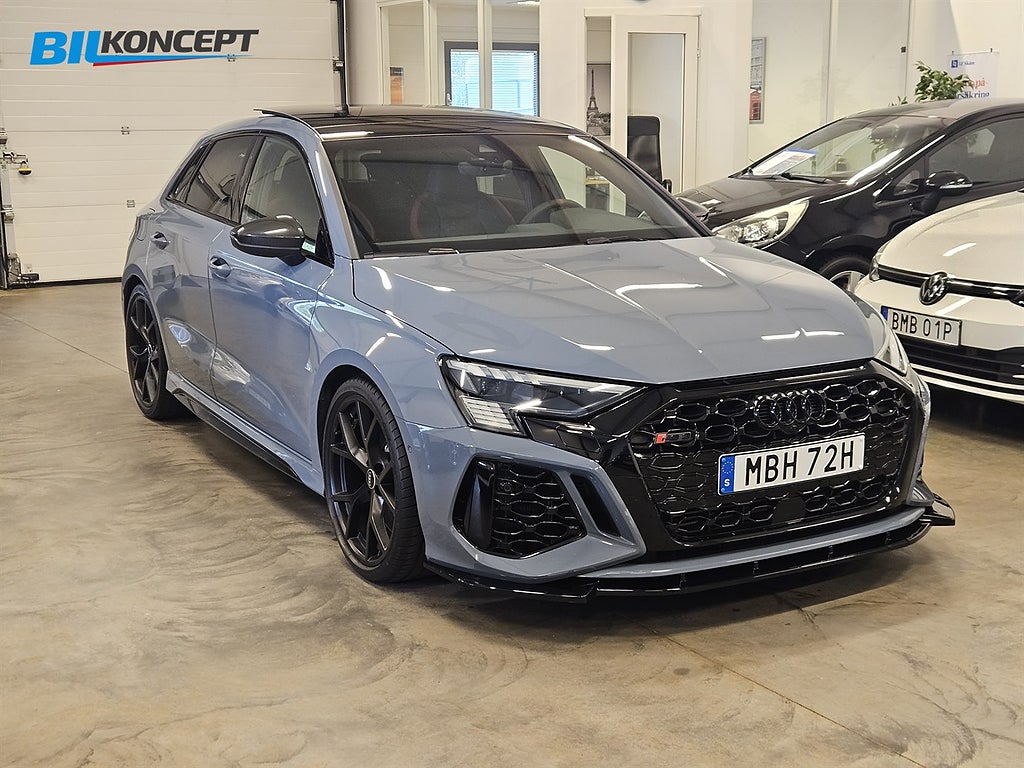 Audi RS3 Sportback RS-design/Pano/Svartoptik/Moms