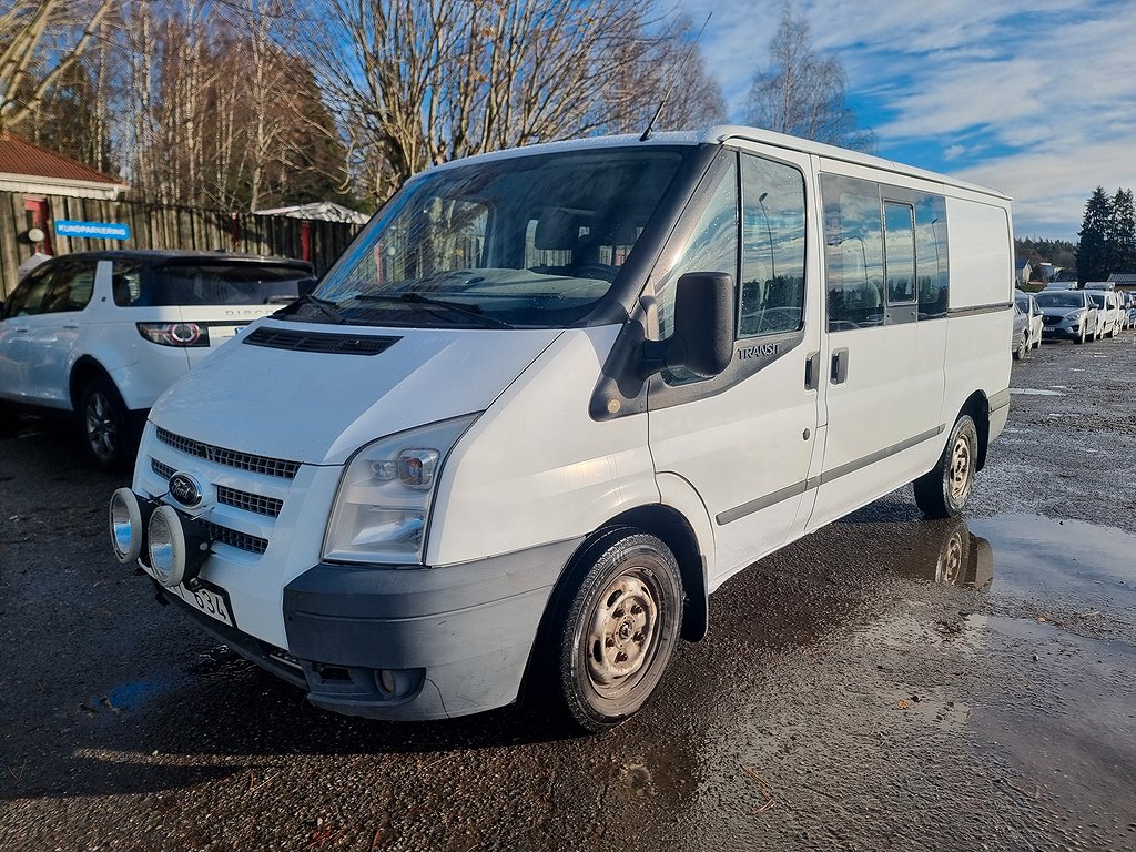 Ford Transit T300 Crew Van 2.2 TDCi / 6 SITS / Ny Besiktigad