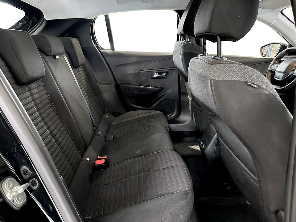 Bild på Peugeot E-208 Active Pack 50kWh 136hk Aut CARPLAY NAVI