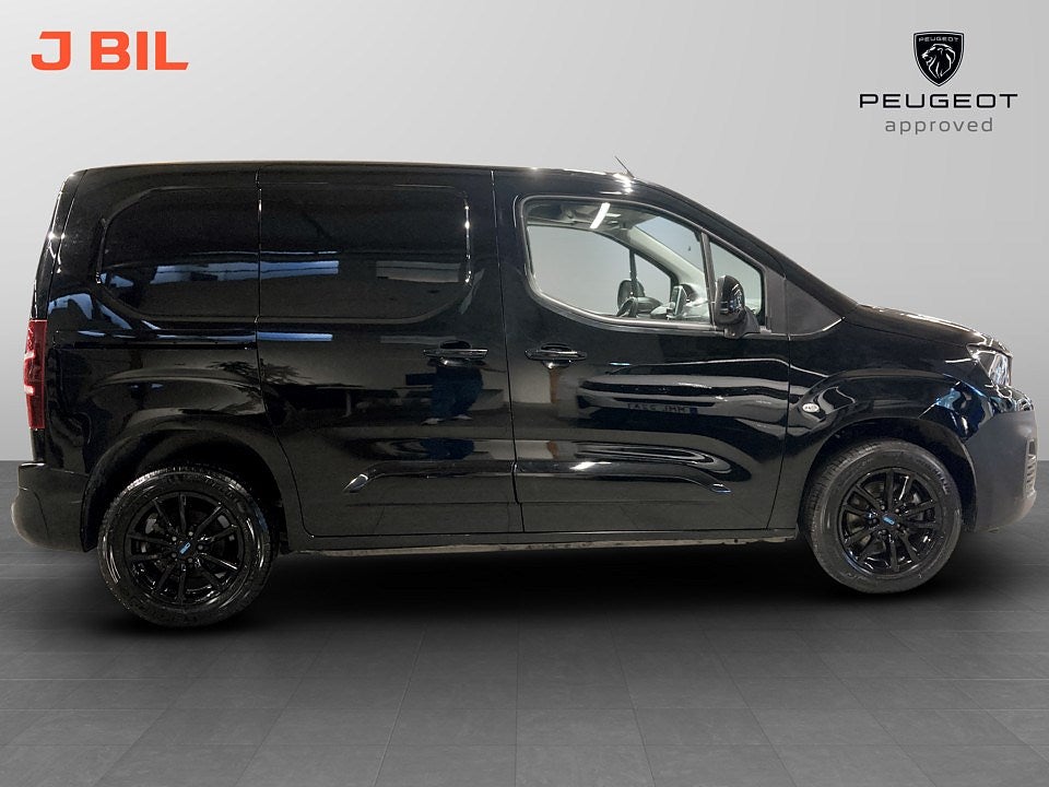 Bild på Peugeot Partner PRO+ 1.5 BHDi 130hk Aut L1 - ALU FÄLG,DRAG,ACC