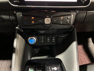 Halvkombi Nissan Leaf 16 av 20