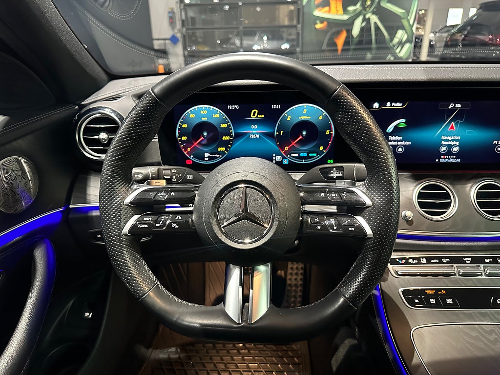 Mercedes-Benz E 300 d 4MATIC Kombi AMG Luftfjädring skinn - bild 11