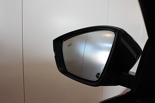 SUV Skoda Karoq 17 av 28