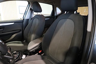 Minibuss BMW 218 14 av 29