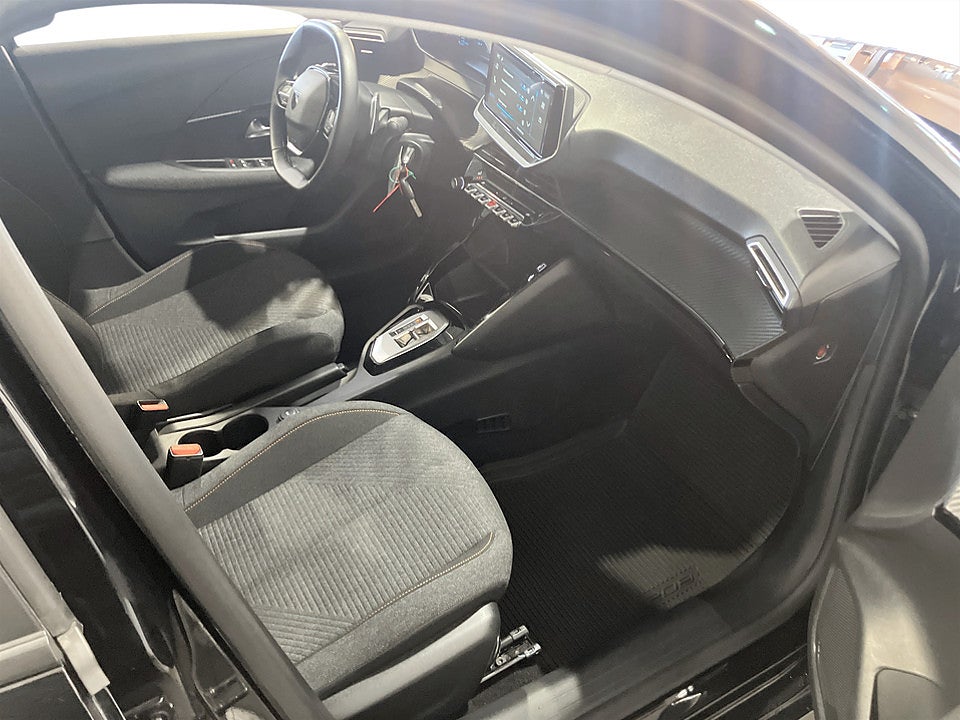 Bild på Peugeot 208 Style Hybrid 100hk Aut CARPLAY BACKSENSORER
