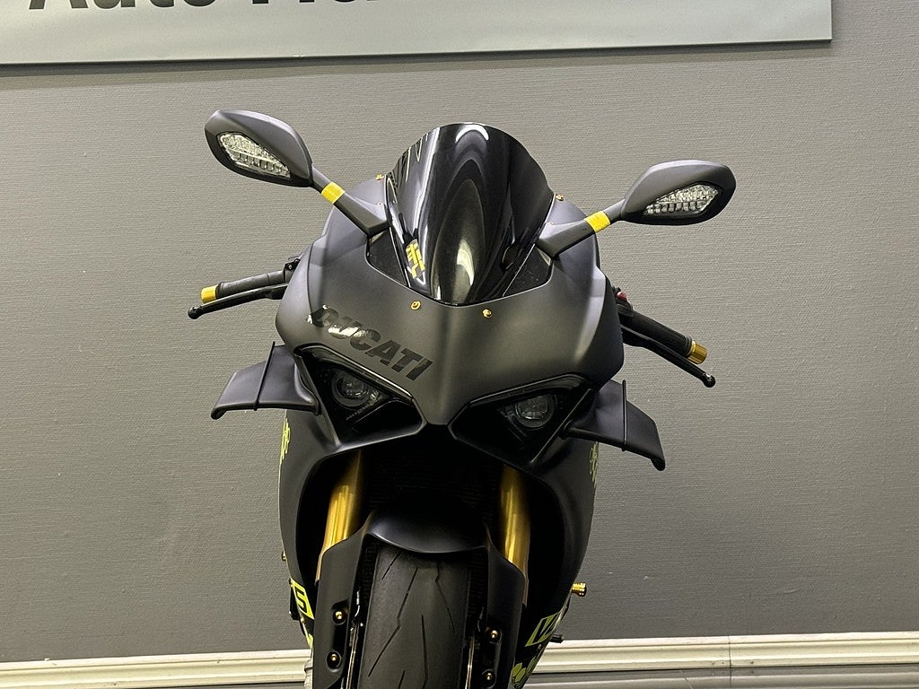 Ducati Panigale V4S DQS | Ventiljusterad | Kamera | Öhlins | Nytt däck